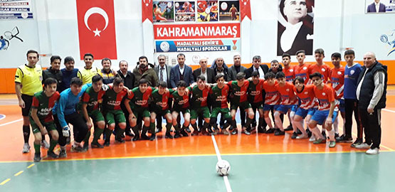 100.-yil-futsal-ve-basketbol-turnuvasi2.jpg