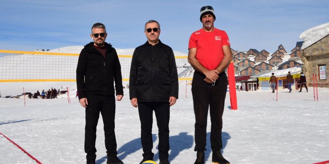 18-20-subat-tarihlerinde-kar-voleybolu-avrupa-turunun-kahramanmarasta-gerceklestirilecek-karsilasmalarla-baslayacagini-aciklayan-baskan-hayrettin-gungor-sehrimizin-tanitimi-icin-uluslararasi-organizasyo.jpeg