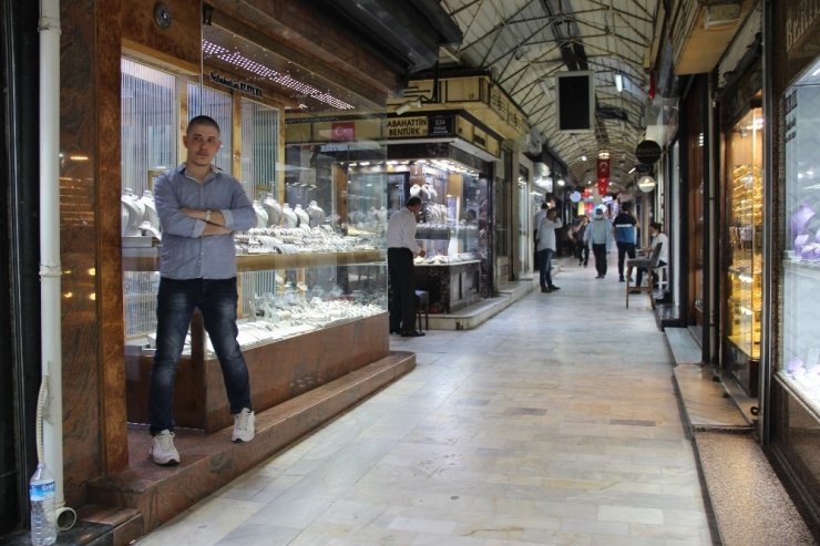 İnternetten altın alışverişinde sahte altın tehlikesi