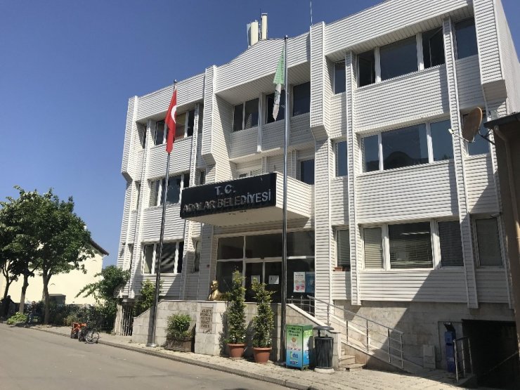 Adalar Belediye binasına pompalı saldırı