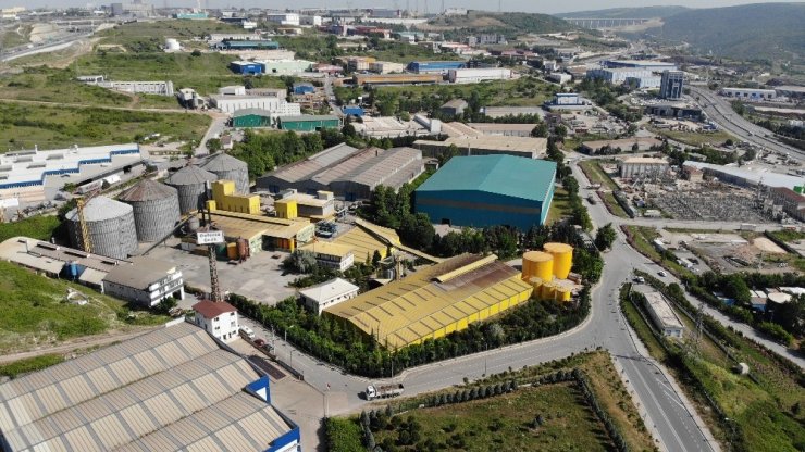 İYİ Partili Türkkan’ın kaçak yapı belirlenen çiftlik ve fabrikası havadan görüntülendi