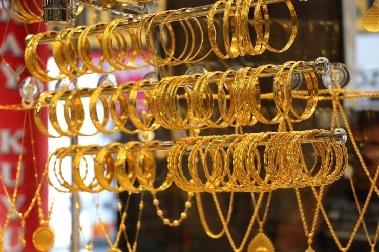 Düğünler iptal oldu burma bilezikler raflarda kaldı