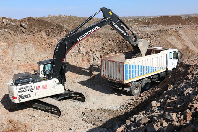 a2-003.jpg a2-003.jpg