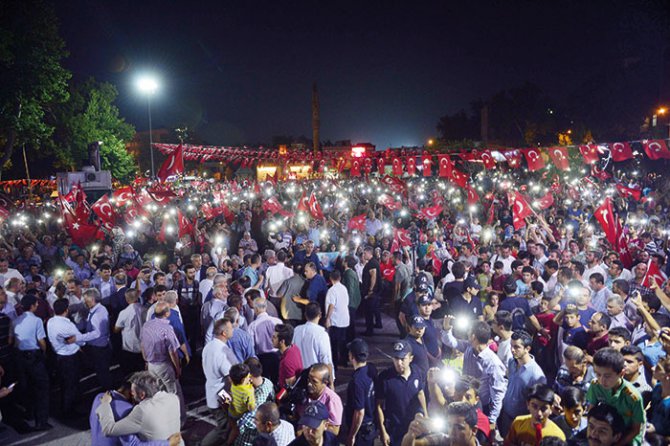 ahmet2.jpg ahmet2.jpg