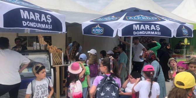 alpedo-kervan-lezzetleri-grubu-5-etnospor-kultur-festivalinde-yogun-ilgiyle-karsilasti.jpeg