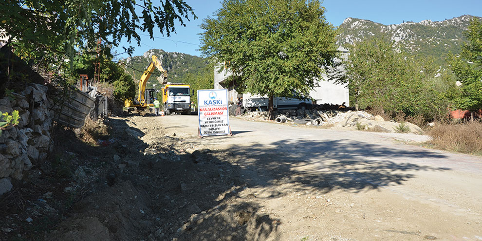 andirin-merkez’de-kanalizasyon-calismalari-suruyor2.jpg