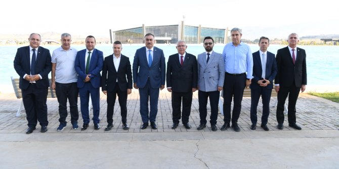 azerbaycanin-ankara-buyukelcisi-resat-memmedov-expo-2023e-hayran-kaldi.jpg