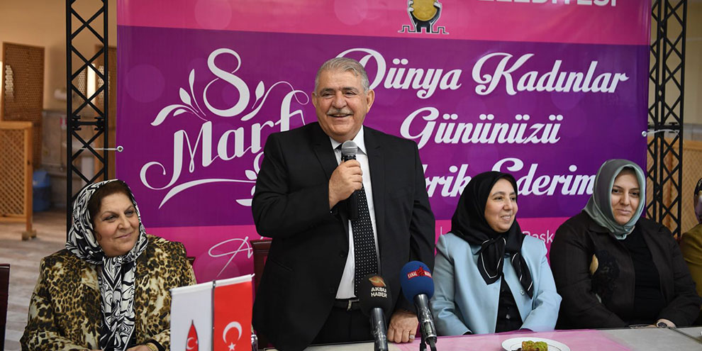 baskani-mahcicek-8-mart-dunya-kadinlar-gununu-kutladi1.jpg