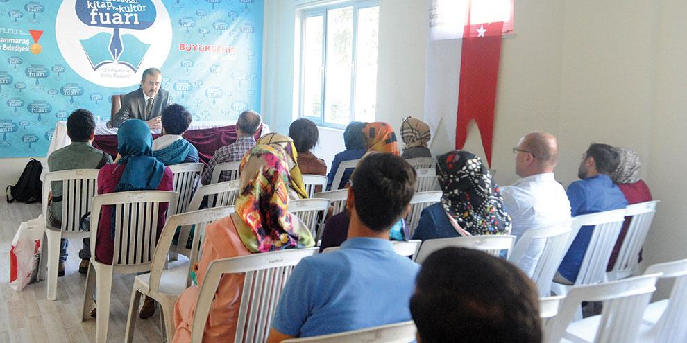 buyukcapar’dan-‘kitap-ve-hayat’-soylesisi1.jpg