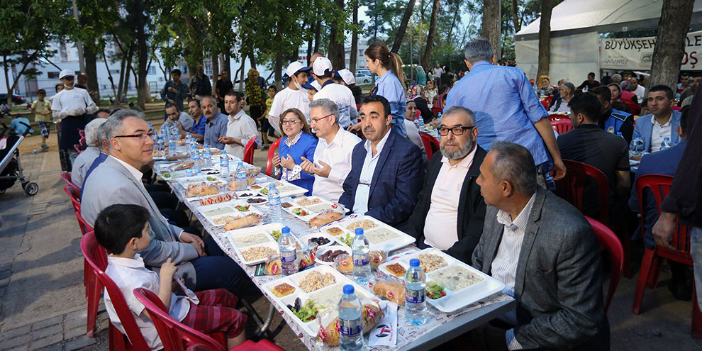 buyuksehir’in-ramazan-etkinlikleri-devam-ediyor1.jpg