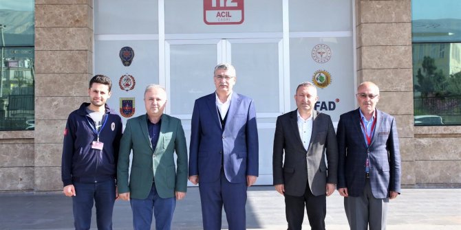 celalettin-guvencten-112-acil-cagri-merkezi-mudurlugune-ziyaret.jpg