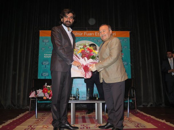 cicek-takdim-001.jpg cicek-takdim-001.jpg