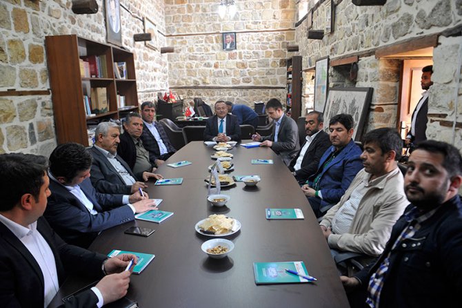 d1-006.jpg d1-006.jpg