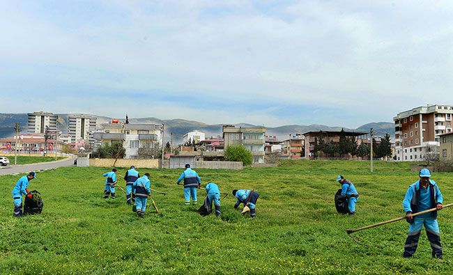 dulkadiroglu’ndan-bahar-temizligi1.jpg