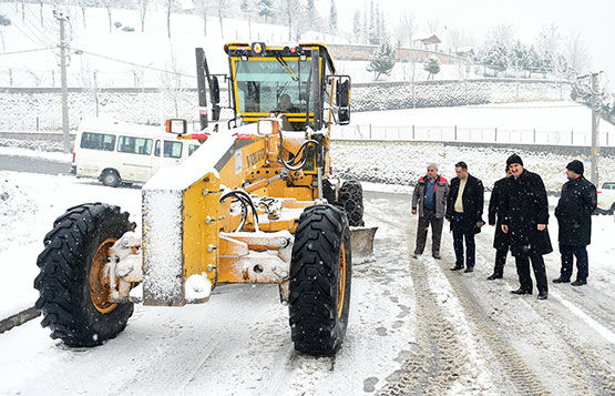 dulkadiroglu’ndan-karla-mucadele-calismalari3.jpg