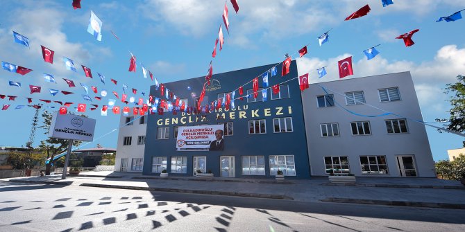 dulkadiroglu-genclik-merkezi-002.jpg
