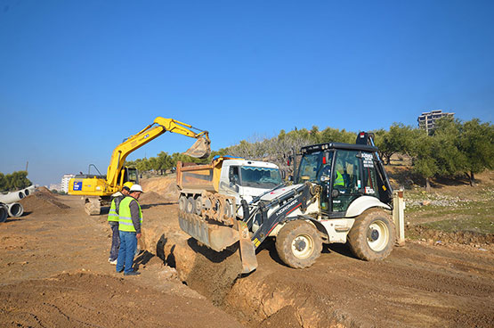 dulkadiroglu-kamu-kulliyesinde-altyapi-calismalari-basladi1.jpg