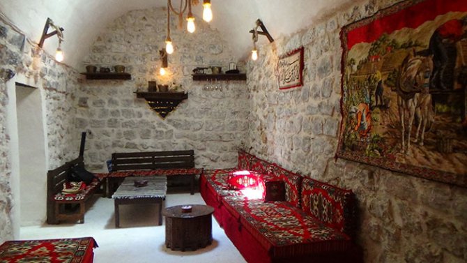 h1-007.jpg h1-007.jpg