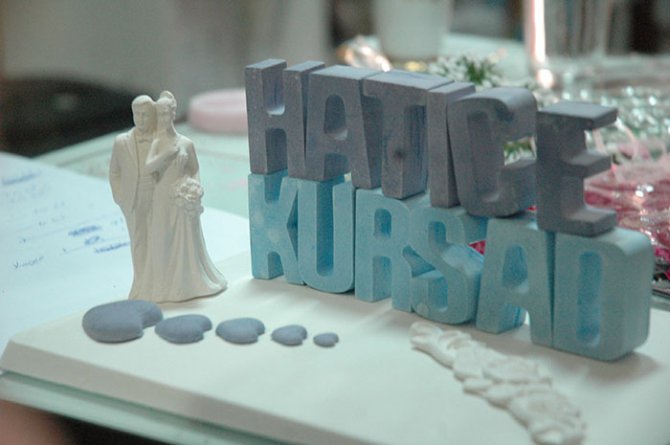 h1-008.jpg h1-008.jpg