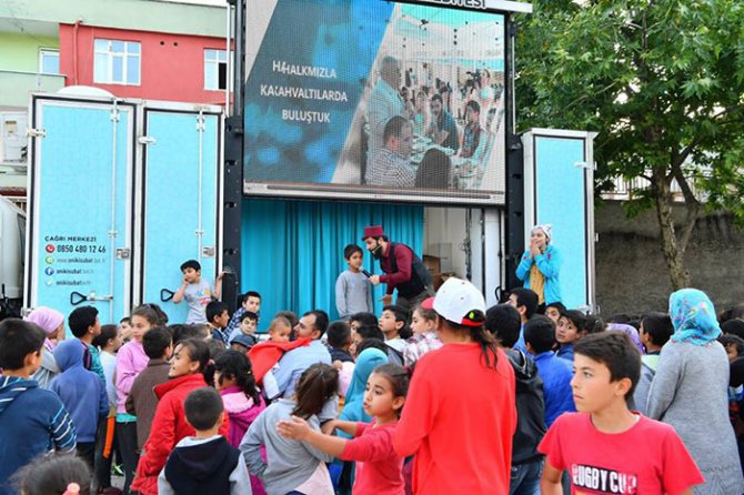 i1-011.jpg i1-011.jpg