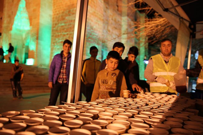 i2-004.jpg i2-004.jpg