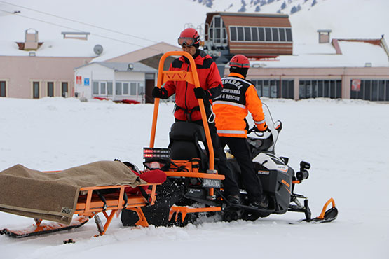 jandarmadan-kayak-merkezinde-kurtarma-tatbikati2.jpg