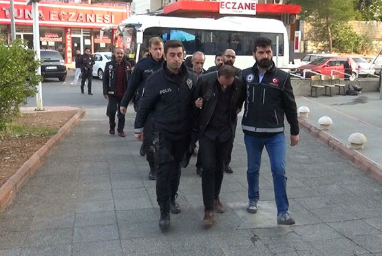 kahramanmaras-ve-gaziantepte-uyusturucu-operasyonu2.jpg