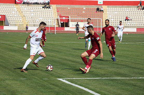 kahramanmarasspor-sahasinda-1-puan-aldi1.jpg