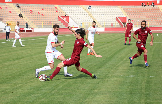 kahramanmarasspor-sahasinda-1-puan-aldi2.jpg