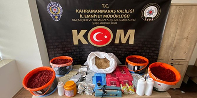 kahramanmarasta-kacak-nargile-tutunu-operasyonu-001.jpeg