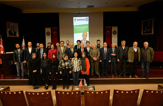 konulu-konferans-duzenlendi2.jpg