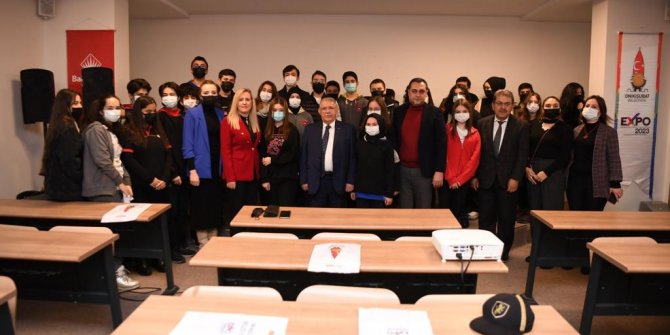 maarif-anadolu-lisesi-ve-bahcesehir-koleji-ogrencileriyle-bulusan-baskan-mahcicek-expo-2023un-nasil-yapilacagini-icinde-neler-oldugunu-sehrimize-neler-katacagini-ve-sehrimizin-nasil-marka-degeri-kazanacagini-anlatti.jpg