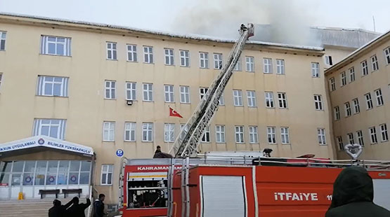 okulda-yangin-panigi1.jpg