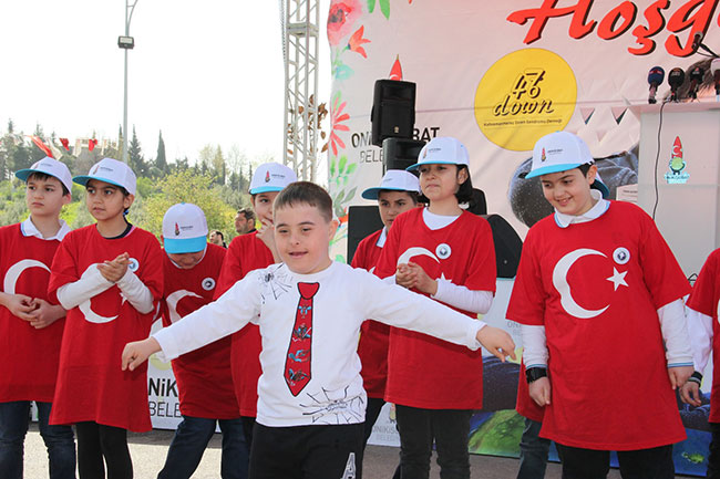 onikisubat-belediyesi-down-sendromlular-farkindalik-gununu-cosku-ile-kutladi2.jpg