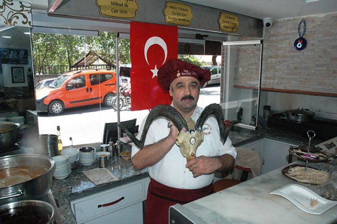 paca-ustasinin-koleksiyonu-gorenleri-sasirtiyor2.jpg paca-ustasinin-koleksiyonu-gorenleri-sasirtiyor2.jpg