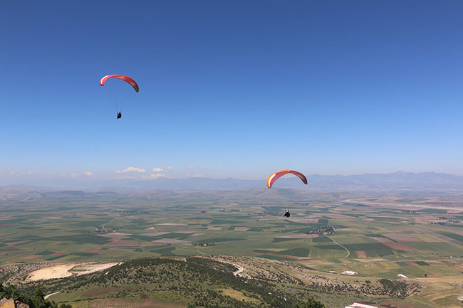 pazarcik’ta-yamac-parasutu-sezonu-basladi1312312.jpg