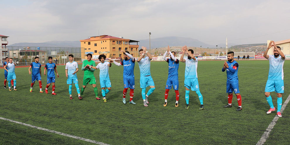 pazarcik-belediye-aksu-spor-dort-dortluk2.jpg