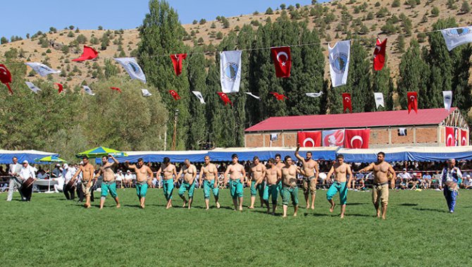 pehlivanlar-goksun’da-bulusuyor1.jpg