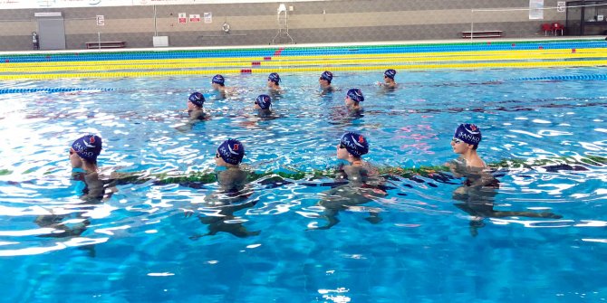 sanko-okullari-ogrencileri-yuzmede-2-birincilik-kupasi-ve-57-madalya-kazandi-3.jpeg