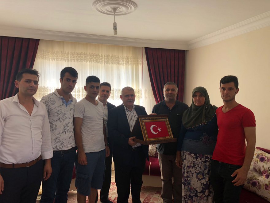sehit-aileleri-ziyaret-(2).jpeg