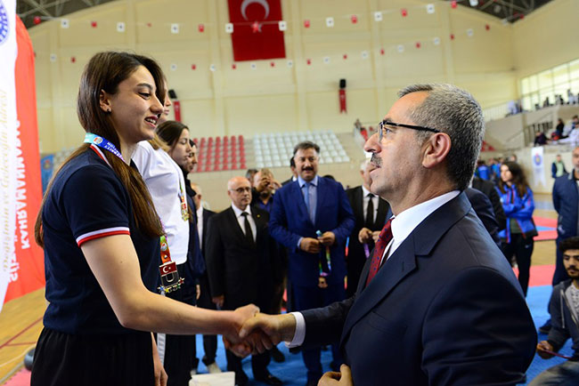 turkiye-universitelerarasi-taekwondo-sampiyonasi2.jpg