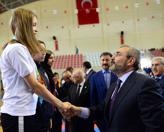 turkiye-universitelerarasi-taekwondo-sampiyonasi3.jpg