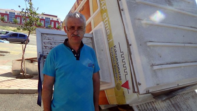 uieeiu1.jpg uieeiu1.jpg