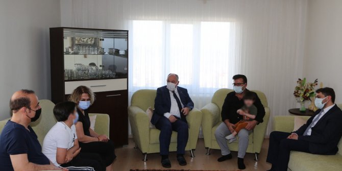 vali-omer-faruk-coskun’dan-koruyucu-ailelere-ziyaret.jpeg