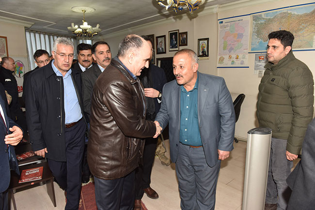 vali-ozkan-kahramanmaras-guvenlik-koruculari-dernegini-ziyaret-etti1.jpg