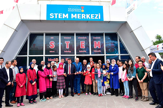 yeni-nesil-yeni-yeni-icatlar-cikariyor!-stem-merkezi-acildi2.jpg